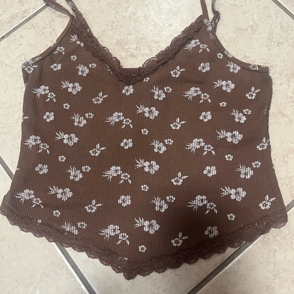 Hollister Brown Fitted Crop Camisole - Picture 2 of 4